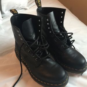 Classic Dr. Martens